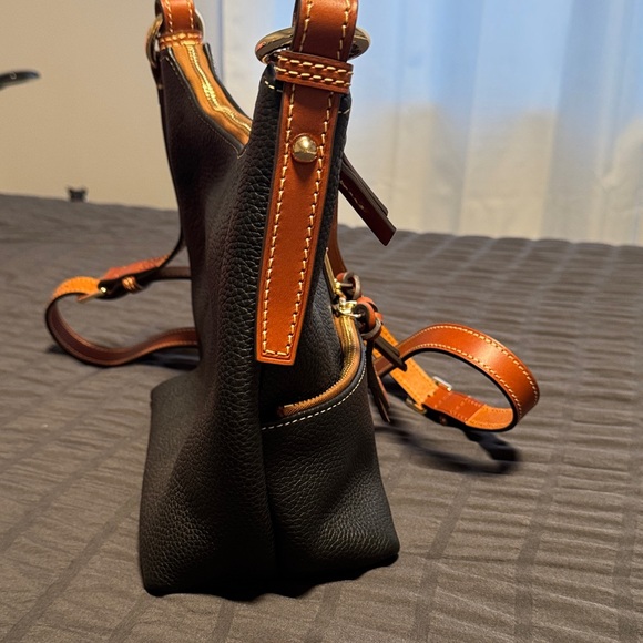 Dooney & Bourke pebble grain Alyssa Crossbody - Picture 9 of 13